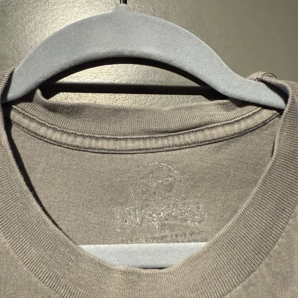Gray Buc-ees boxy women's tshirt - Picture 2 of 2